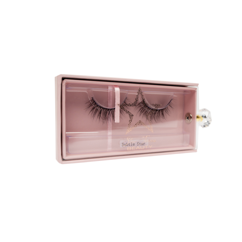 LASH OUT LOUD EYELASHES